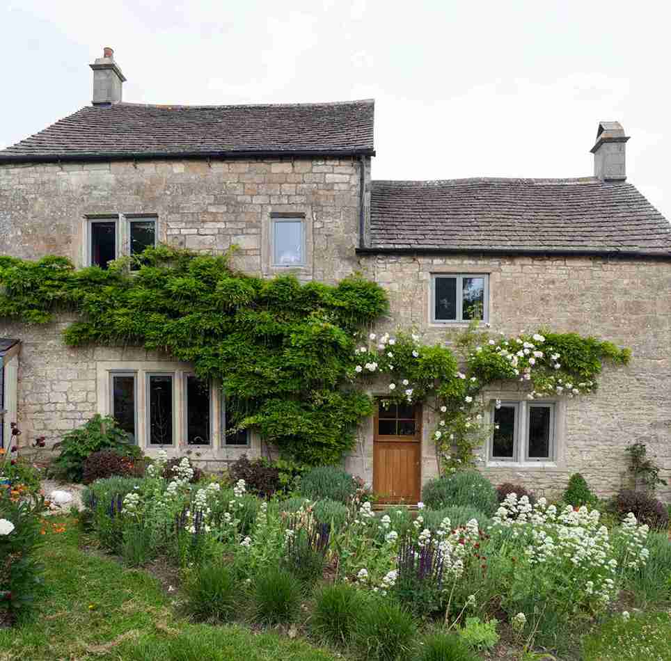 alitherm heritage windows installed into country home